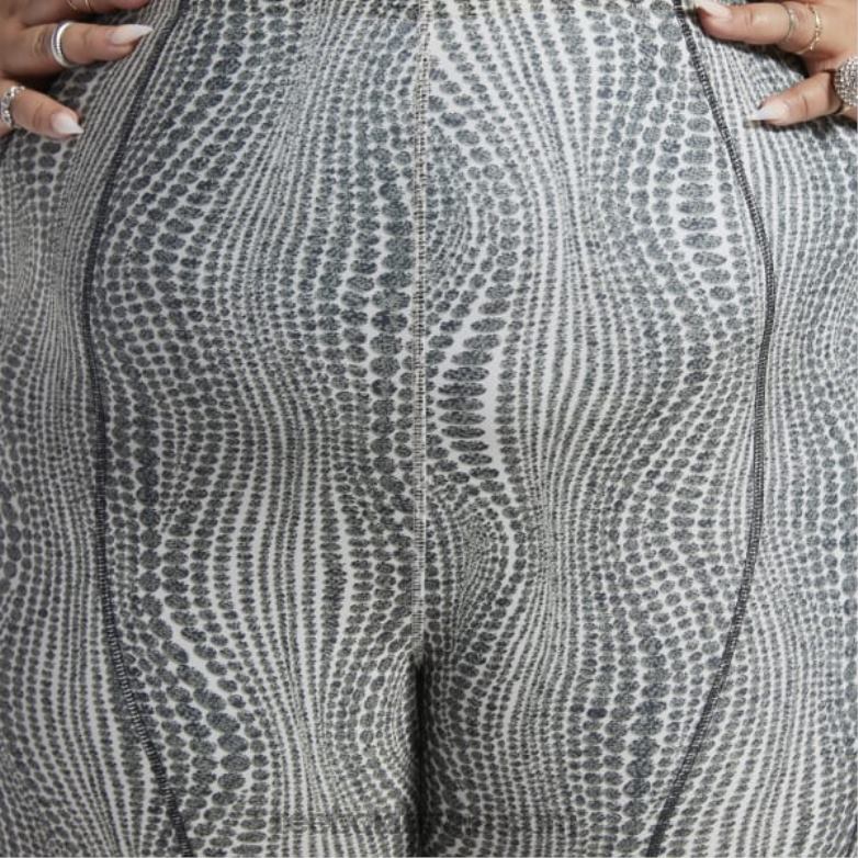 cardi b šorti ar augstu jostasvietu (plus izmēra) sievietes 0T464568 Reebok moderns bēšs