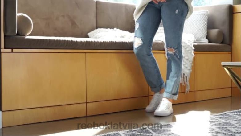 club c 85 apavi sievietes 0T46469 Reebok balts/gaiši pelēks