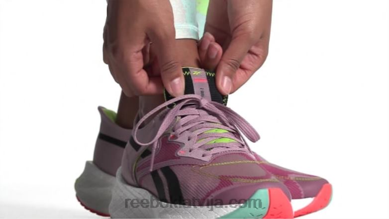 floatride energy symmetros 2 sieviešu skriešanas apavi0T464181 Reebok uzlieta ceriņi/skābi dzeltenā/daļēji klasiskā zilganzaļa