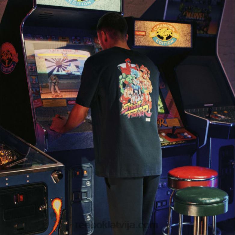 street fighter grafiskais t-krekls0T464362 Reebok melns